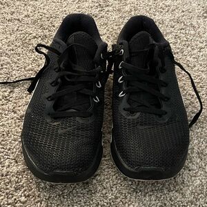 Nike Womens Metcon 5 Ao2982-010 Black White Gym Training Shoes Sneaker - size 7
